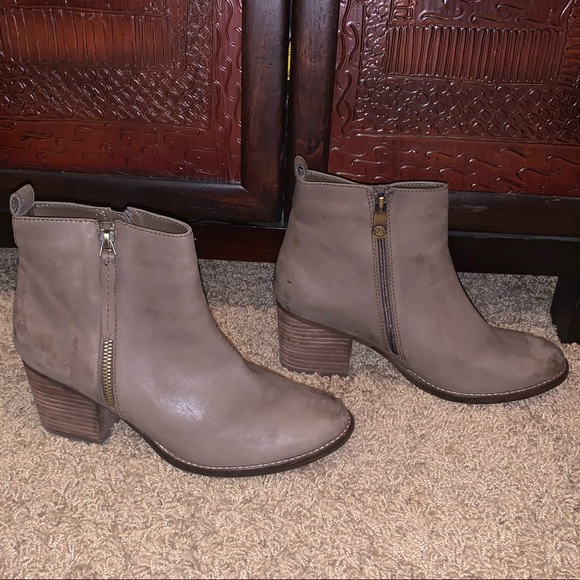 Blondo Shoes - Blondo Vegas Waterproof Bootie